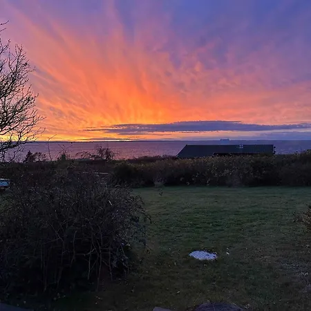 Summerhouse With Fantastic Panorama Seaview בית נופש