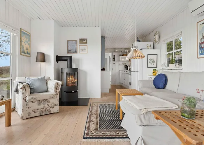 펜션 Summerhouse With Fantastic Panorama Seaview Fåborg