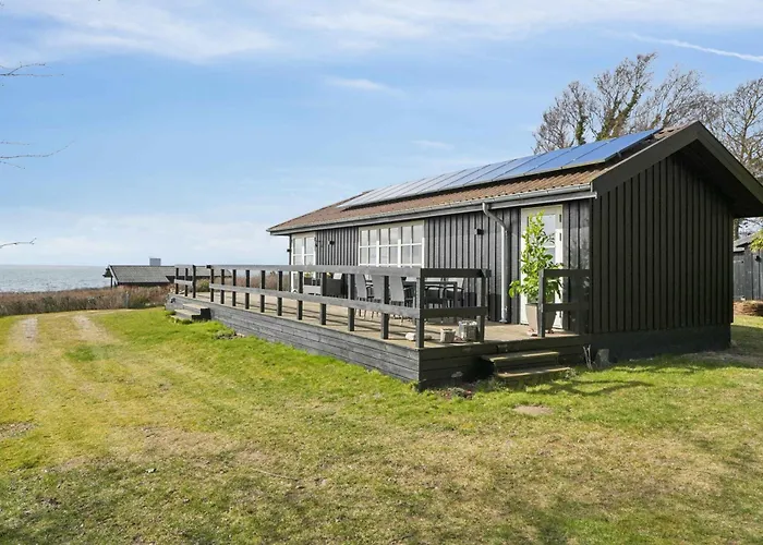 Summerhouse With Fantastic Panorama Seaview 펜션 Fåborg