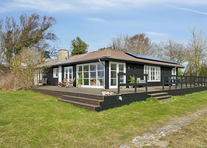 펜션 Summerhouse With Fantastic Panorama Seaview *