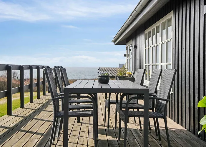 בית נופש Summerhouse With Fantastic Panorama Seaview